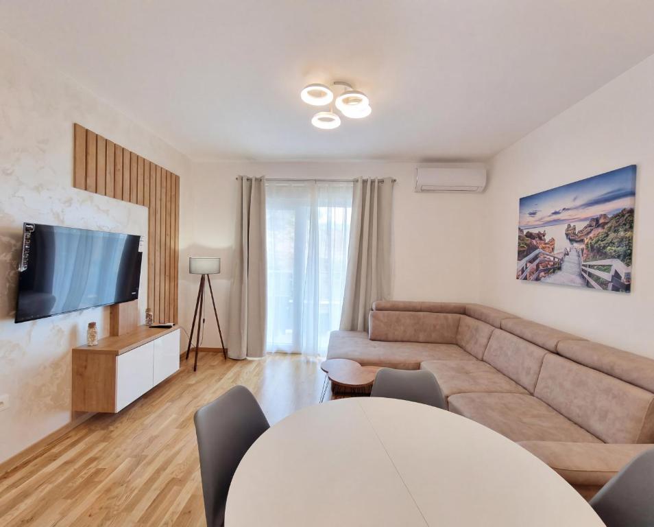 Twins Apartment - 3