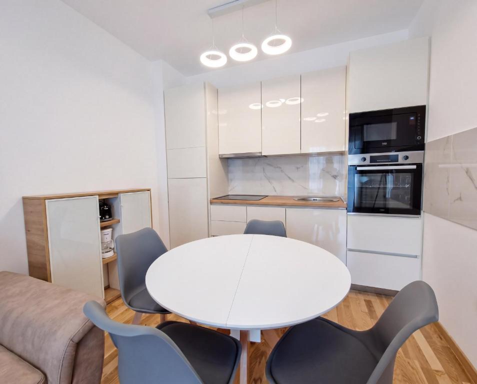 Twins Apartment - 1