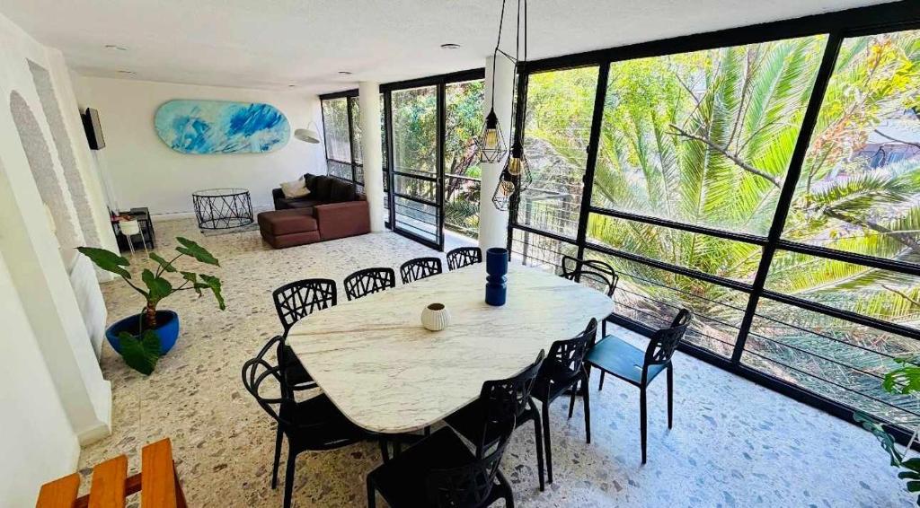 PH in Polanco for 10 with private balcony - 2