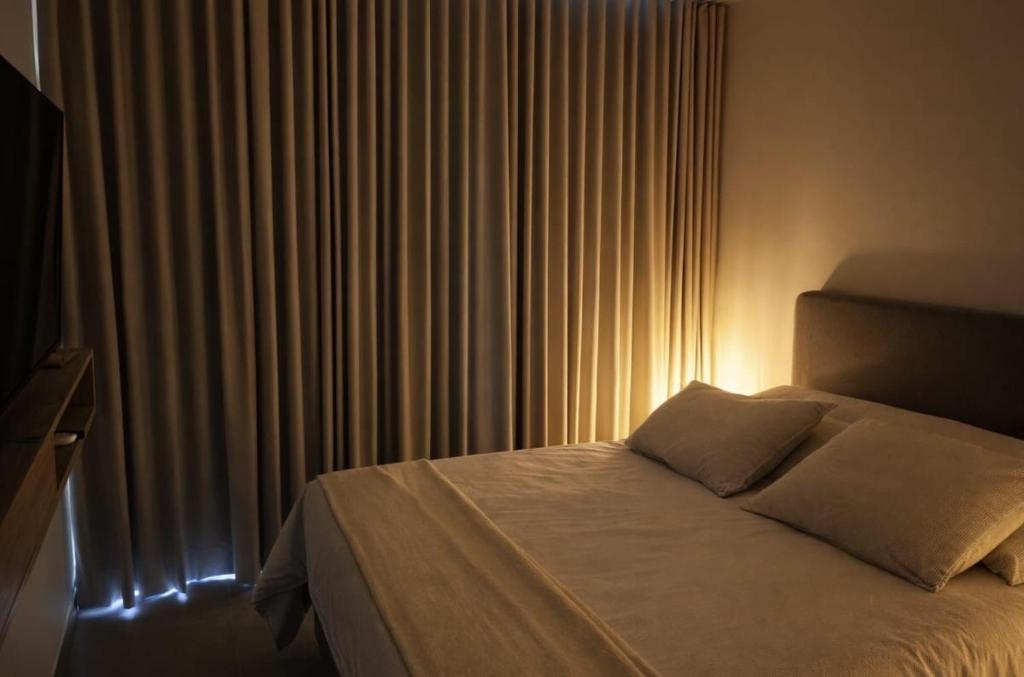 Apartment with Resort-style pools with beach access - 2