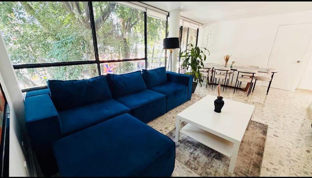 Huge 4BR in Polanco Walk to Masaryk and Balcony - 2