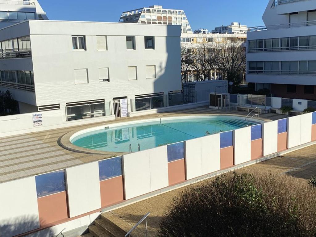 Studio coquet avec piscine - 2 pers. - FR-1-874-46 - 2