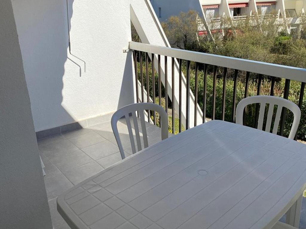 Appartement spacieux avec piscine - 6 pers. - FR-1-874-52 - 2