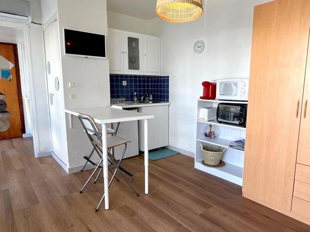 Studio coquet climatisé - 2 pers., centre-ville - FR-1-874-64 - 2