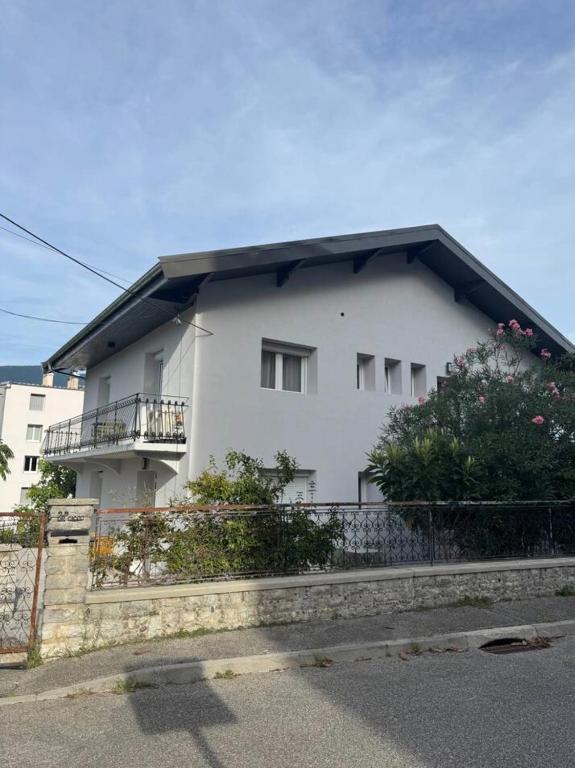 Longchamps 2 - Grand appartement 73m2 neuf spacieux - 2