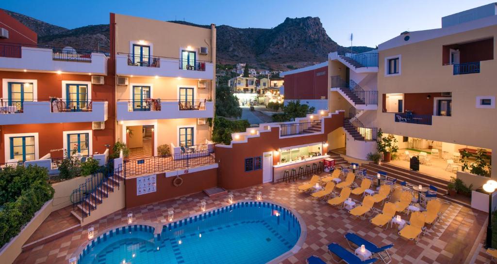 Astra Village & Suites — Swimming pool in Hersonissos