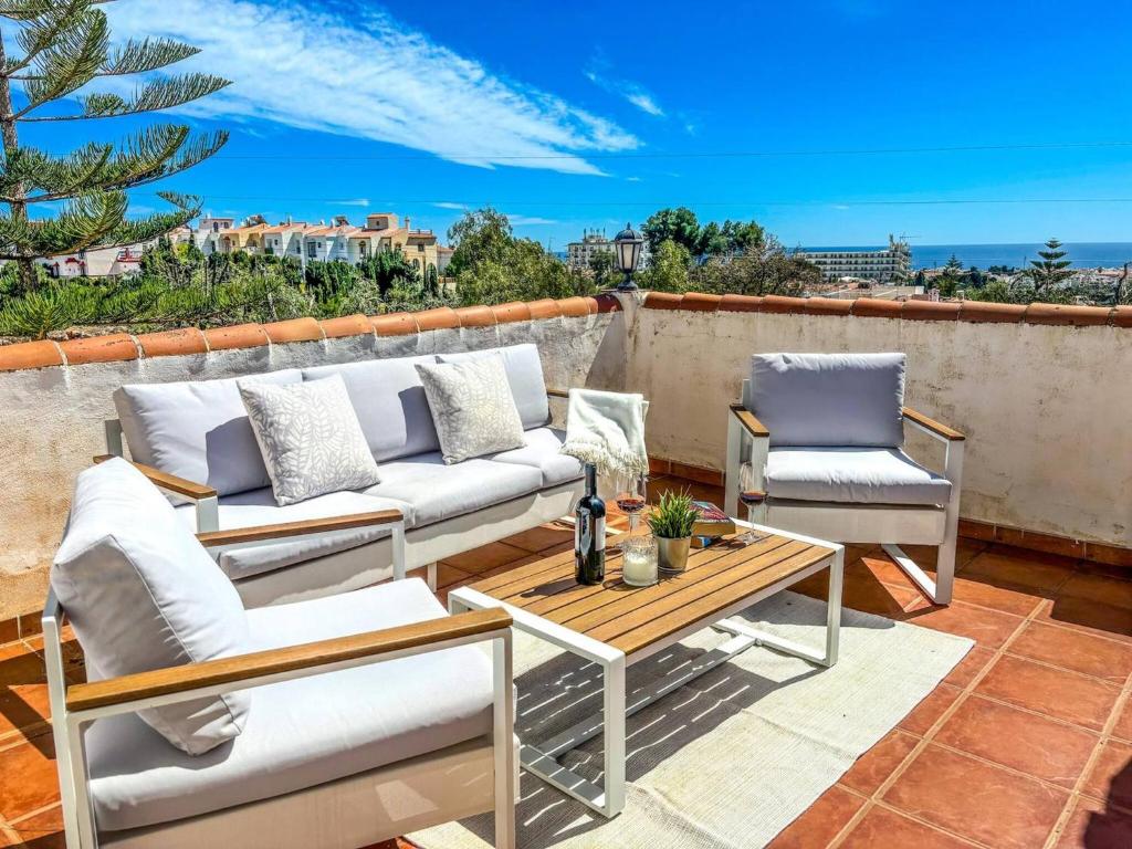 A2404 Beautiful Townhouse with Communal Pool, Nerja - 1