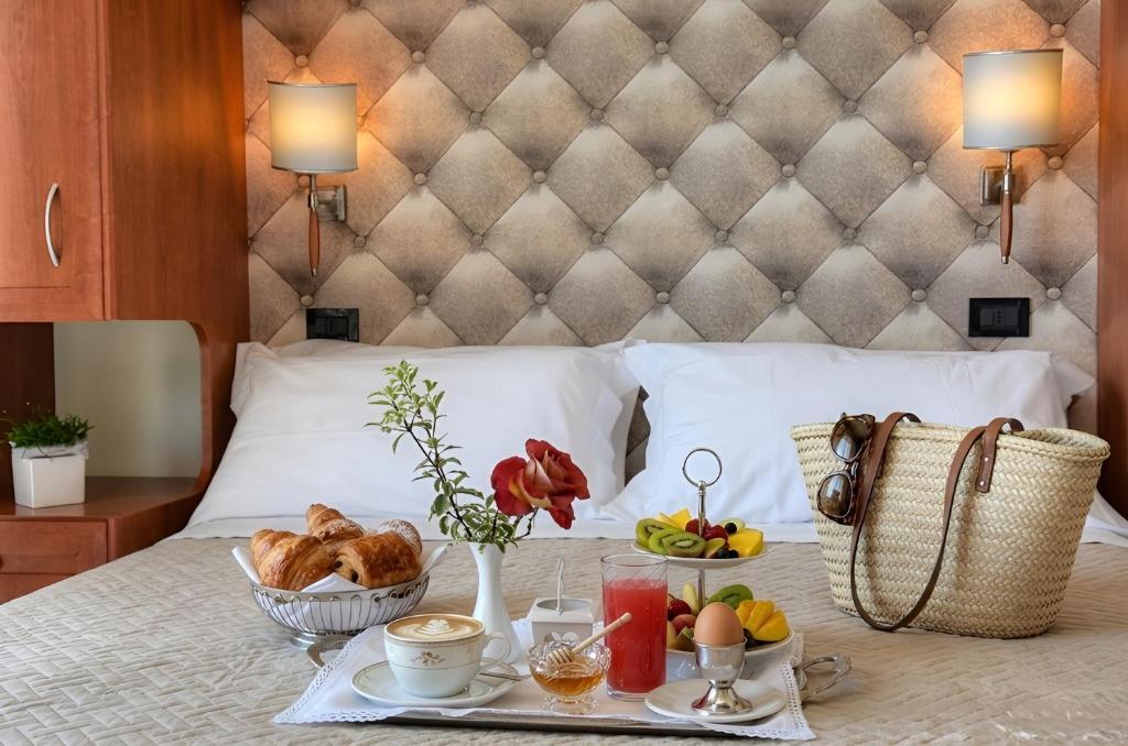 Hotel Noris - 3