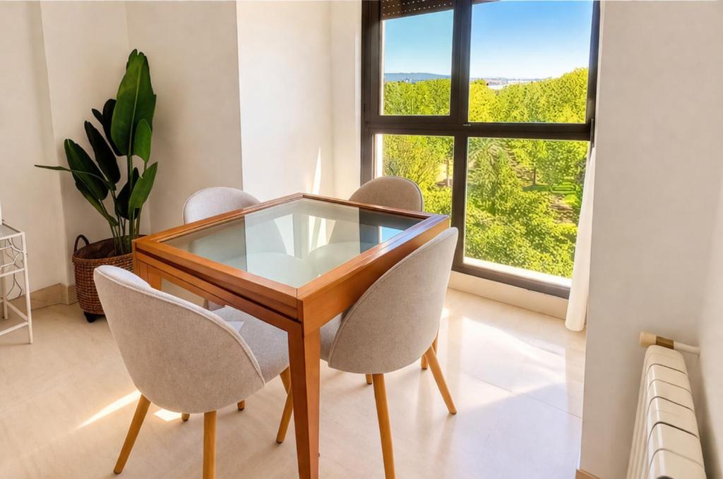 Apartamento Plaza La Merced. Vistas Impresionantes - 2