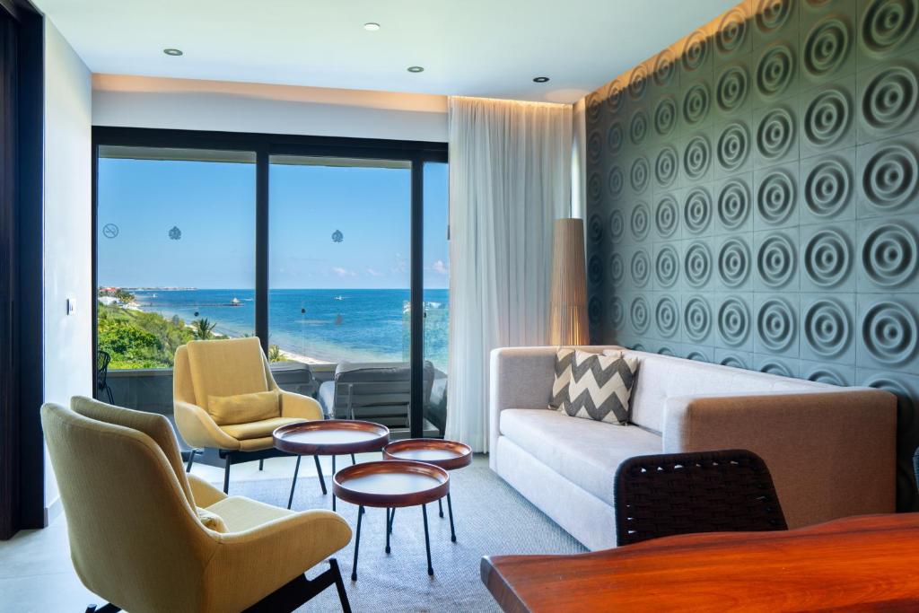 The Fives Oceanfront - 3