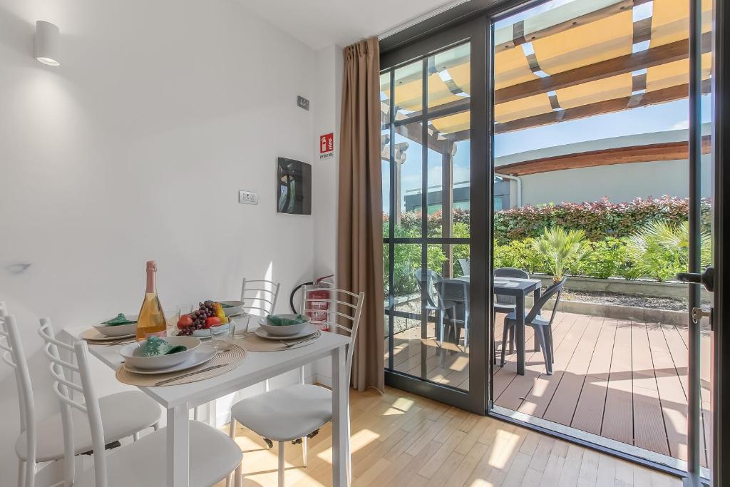 Mediterranea Apartments - 4