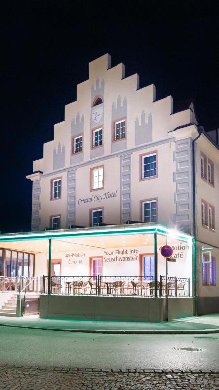 Central City Hotel - 2