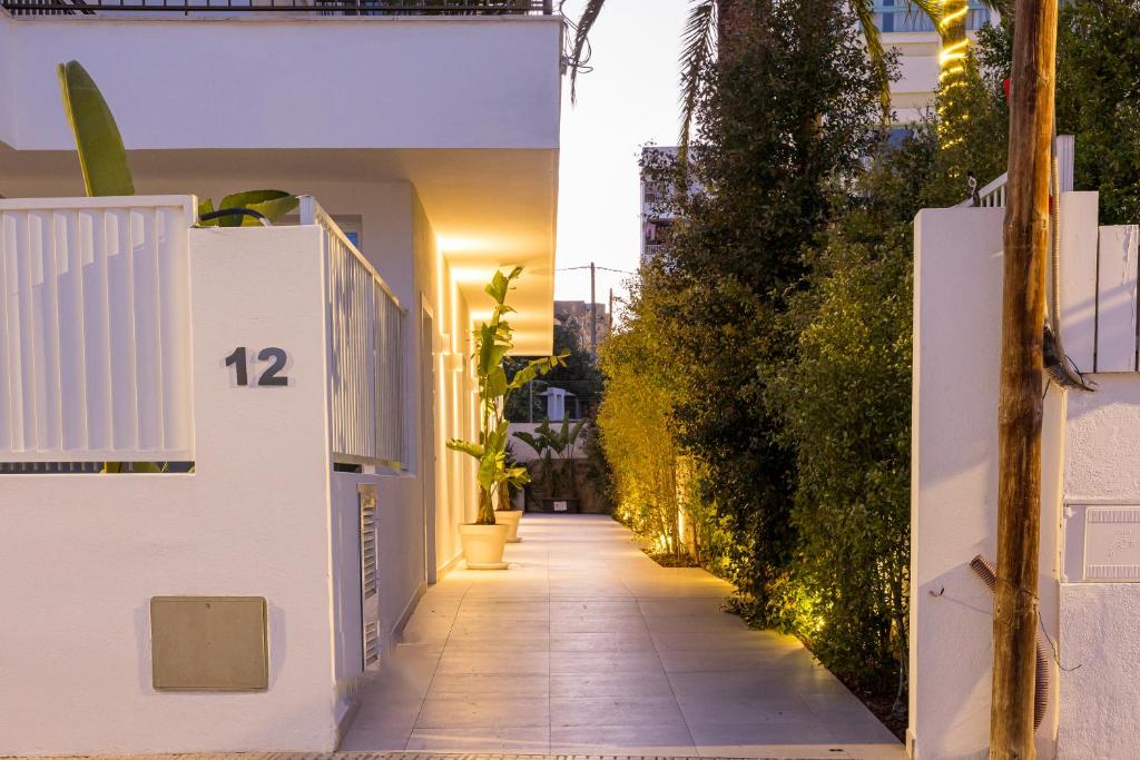 Bossa Bay Suites with Private Pool - MC Apartments Ibiza - 5