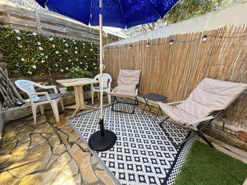 Appt en rez de jardin dans villa parking privé et Patio terrasse - 2