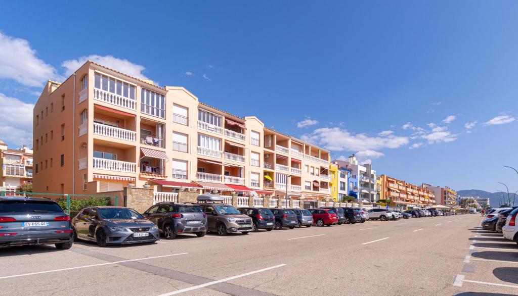 419-Apartamento primera linea de playa - 2