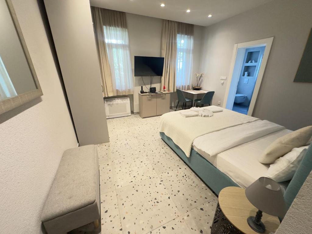 Apartment Dora 2, beach apartment - 2