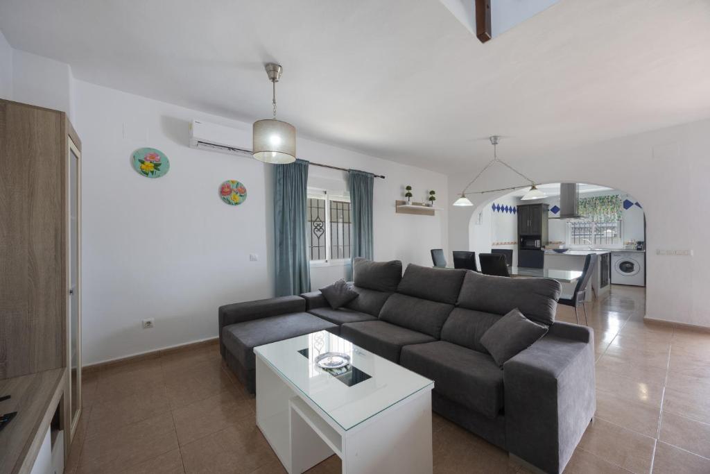 Casa Familiar La Lobita 2 - 3