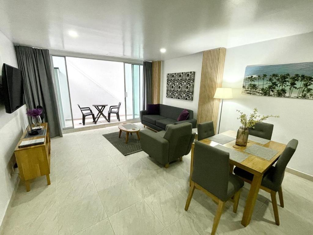 2BD Laureles, Sauna Cold Plunge 400MB Wifi 2 Desks - 4