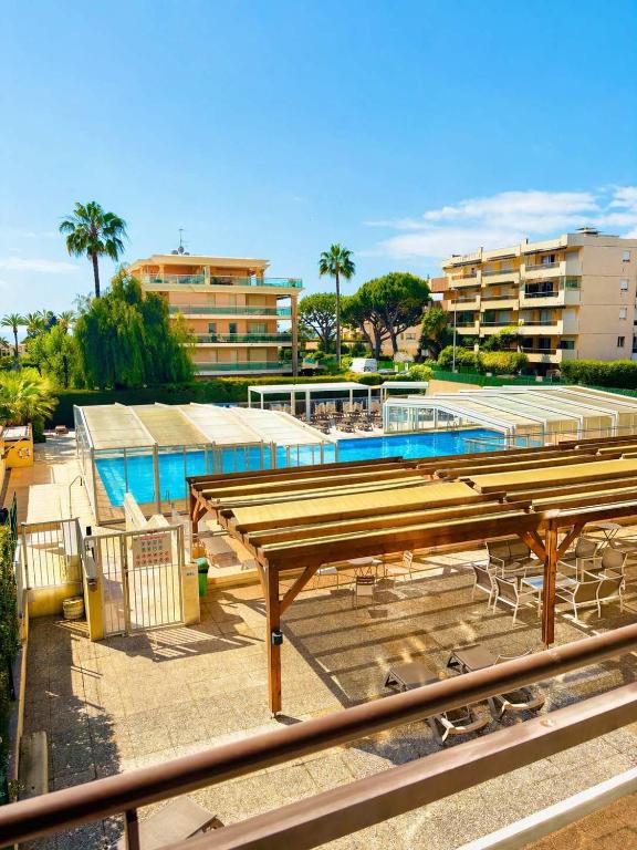Dolce Vita Piscine Tennis et Plage a Pied - 2