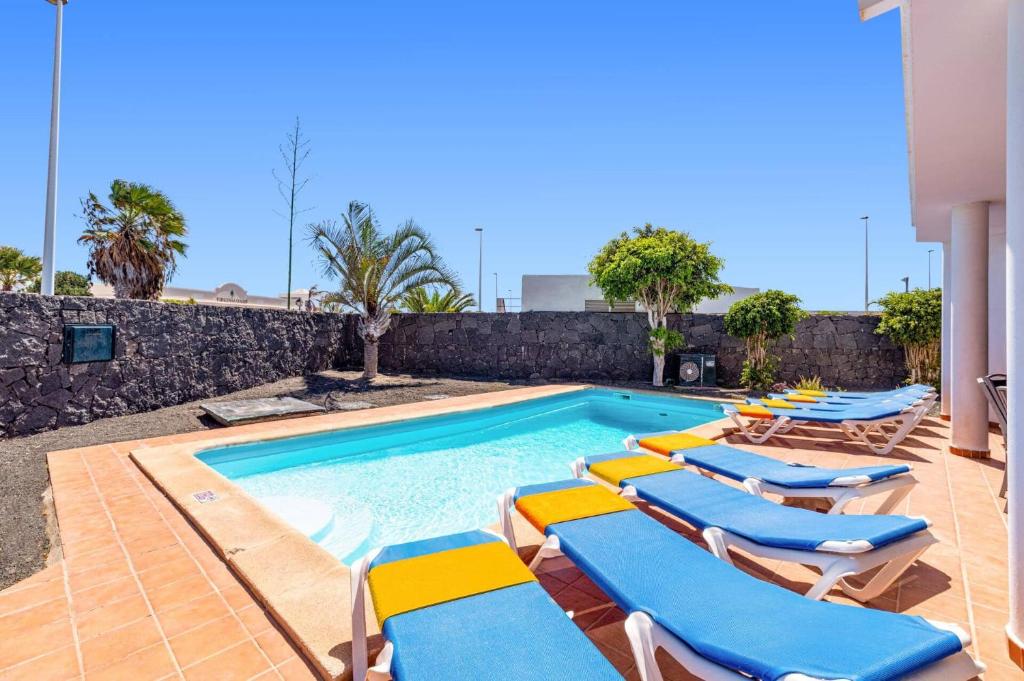 Villa Zoe by Villa Plus - 2