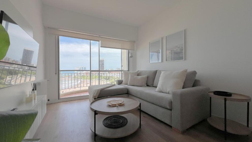 Depto Gustavo - Depto para 2 PAX con vista al mar en Playa Varese con cochera - Hola Sur - 1