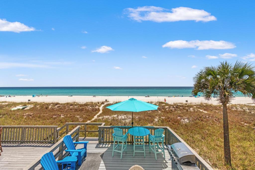 Surrounding environment, Premier Townhomes by Panhandle Getaways in Panama City (FL)
