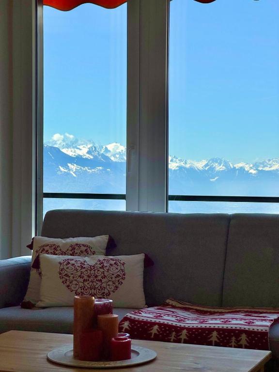 Sunny Alpine Apartment - 180 View - 5