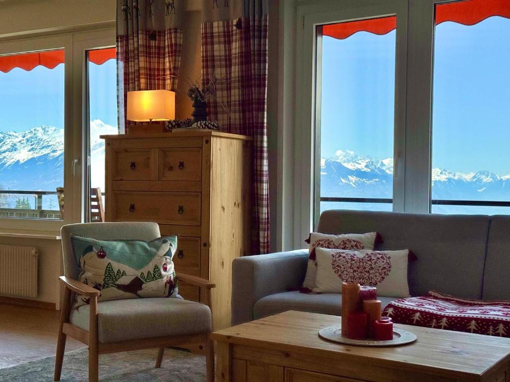 Sunny Alpine Apartment - 180 View - 4