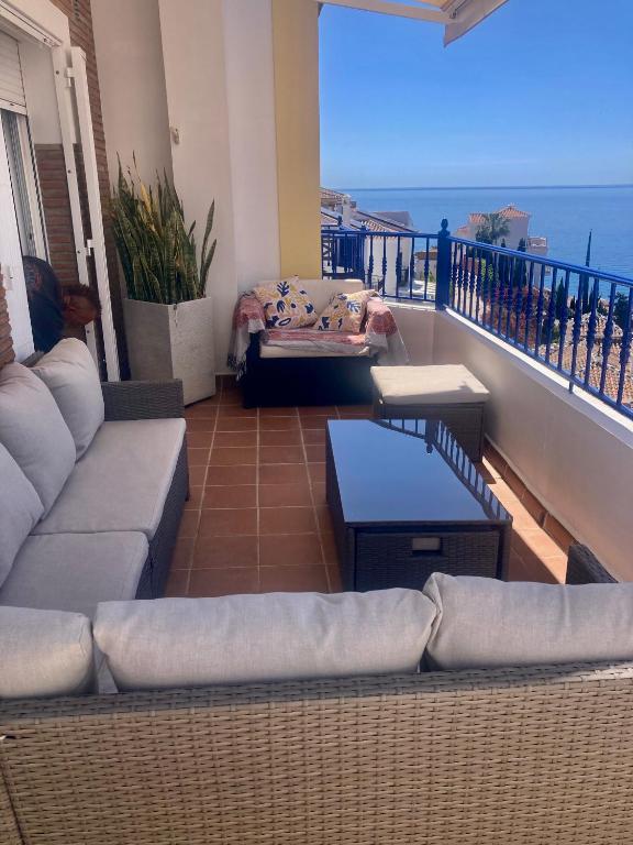 Villa in Nerja with private pool and sea view - 3
