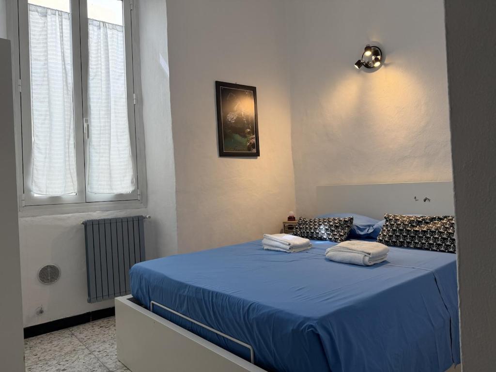 HOST4U - Casa Teresa Apartment front Beaches in Imperia City Centre - 1