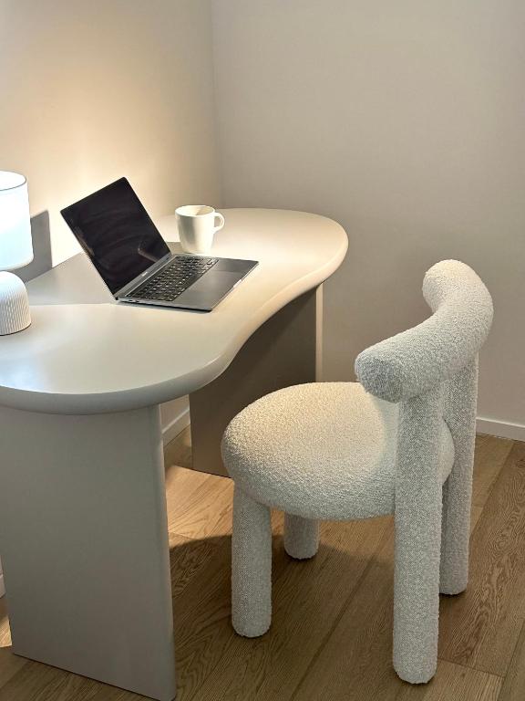 Sempione-CityLife Design Flat 60mq with Studio Space - 5