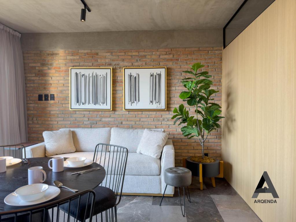 Spacious Loft with View and Balcony in Midtown Providencia 702 - 2