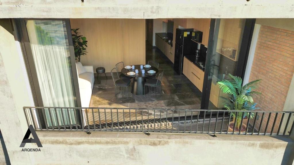 Spacious Loft with View and Balcony in Midtown Providencia 702 - 5