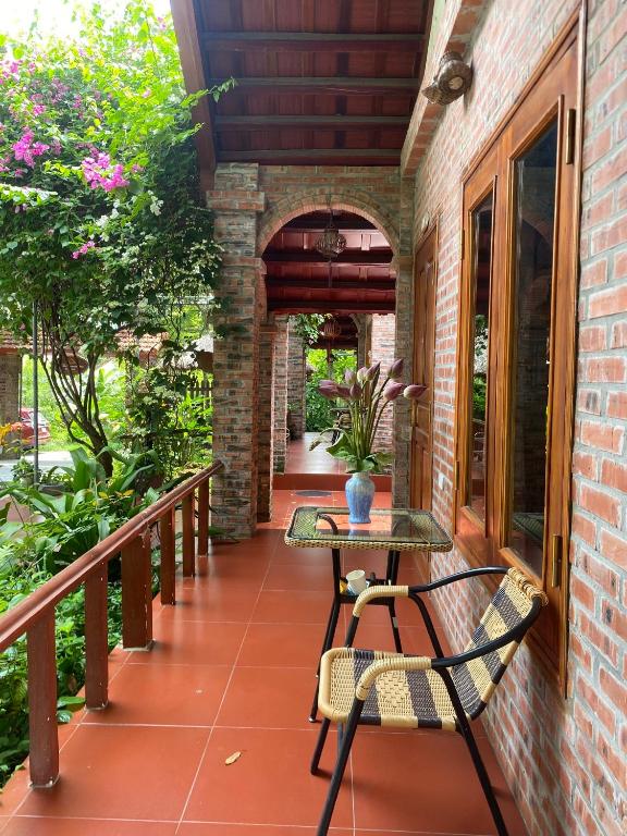 Ninh Binh Mountain View Homestay