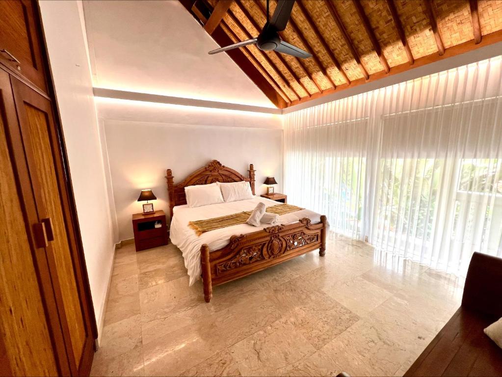 Bayshore Villa
