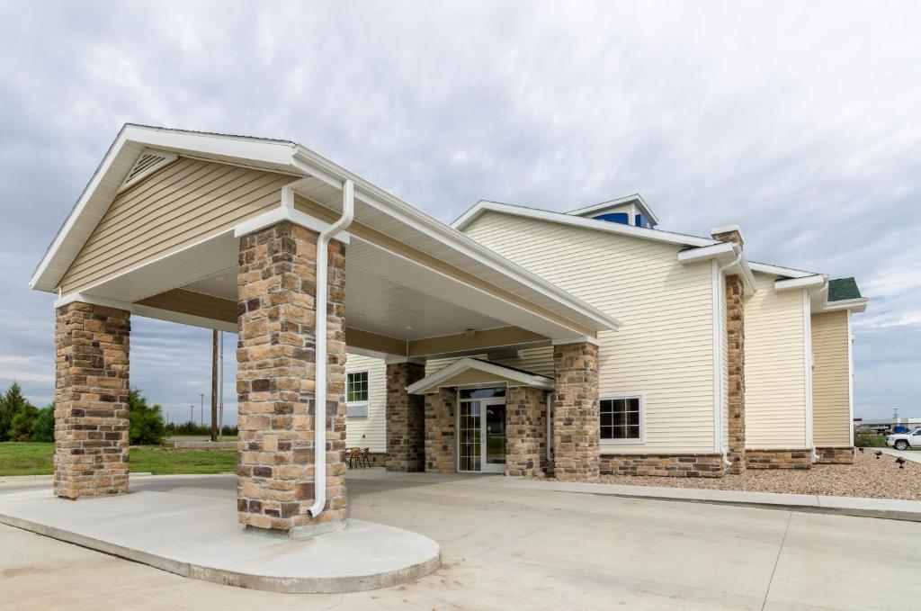 Cobblestone Inn & Suites - Oberlin, Oberlin