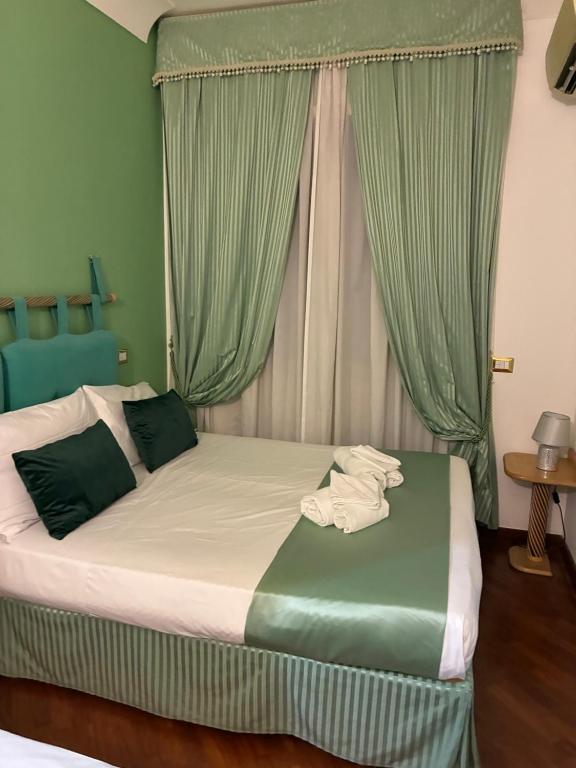 B&B Rifugio di Roma upon Metro B pvt bathroom pvt balcon - 1