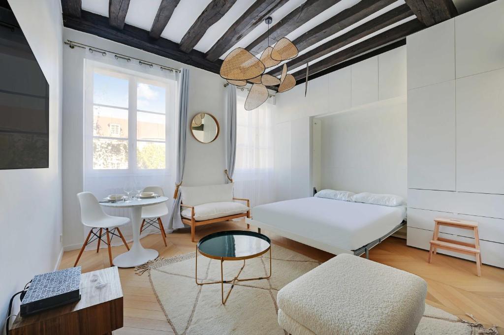 Authentic studio - 2P - Hôtel de Ville - 1