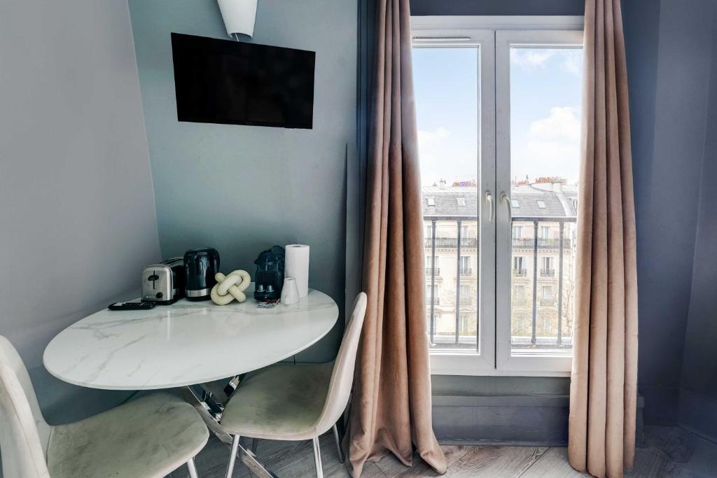 Charming studio - 1P- Canal Saint-Martin - 3