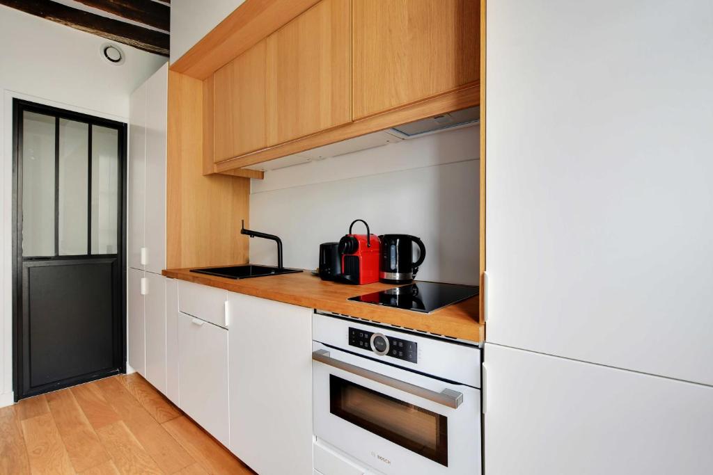 Charming studio A C - 2P - Le Marais - 2