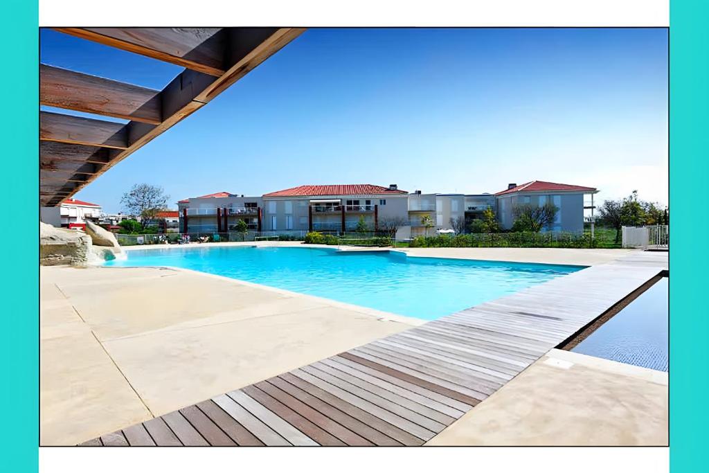 Juan Flore Studio Rdj Piscine park - 1