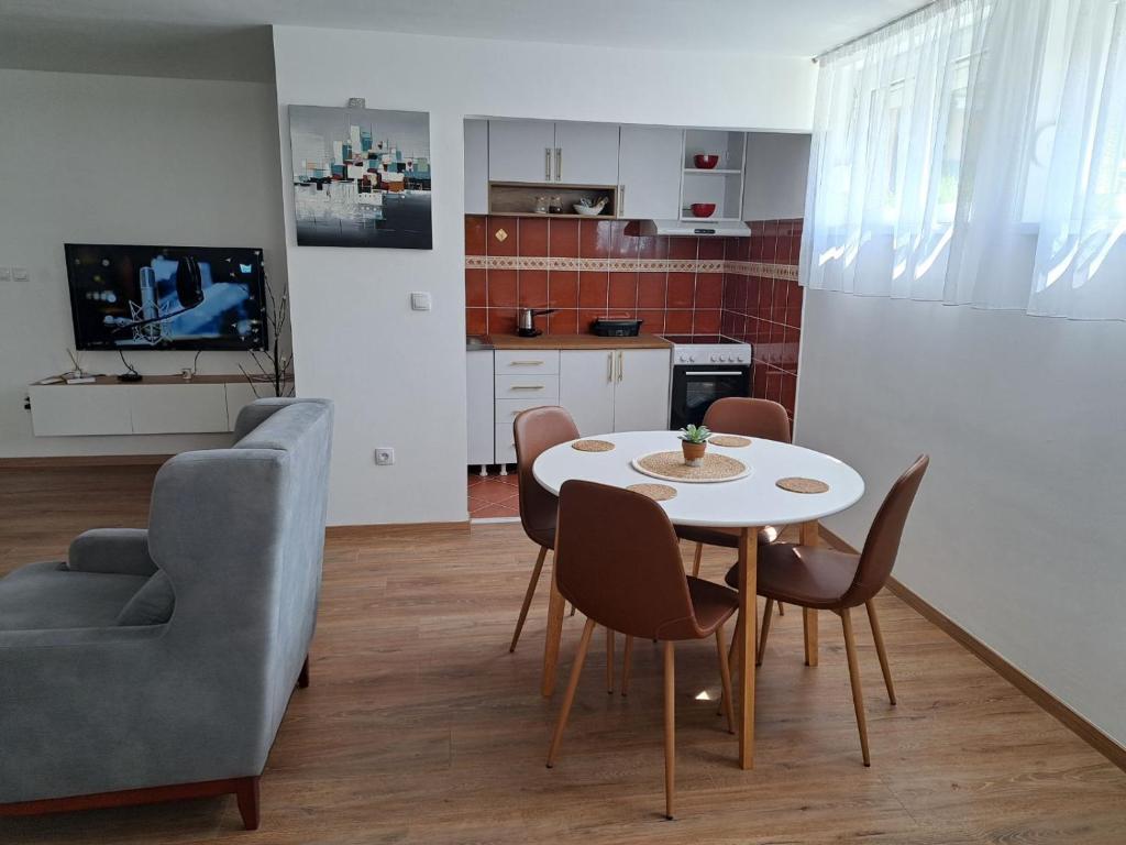 Beba Apartman - 3