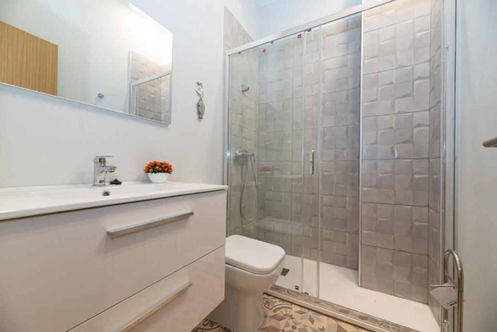 Clero Flat Suite by Invalencia - 4