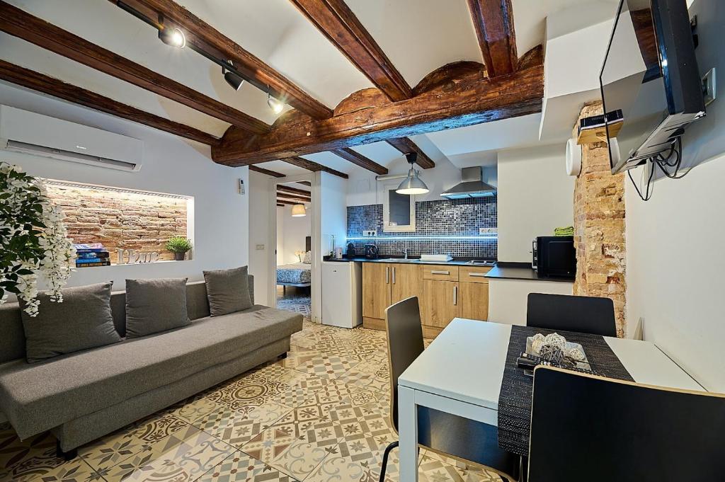 Tree Plaza B Suite with terrace by Invalencia - 4