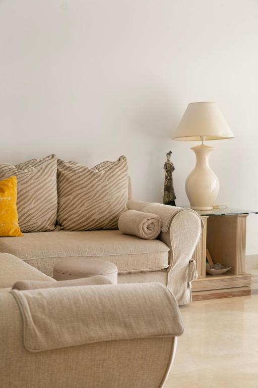 San Pedro Beach Prime location Ground Floor Beach on Your Doorstep - 4