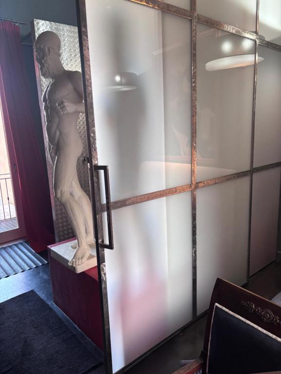suite loft devotion - 2