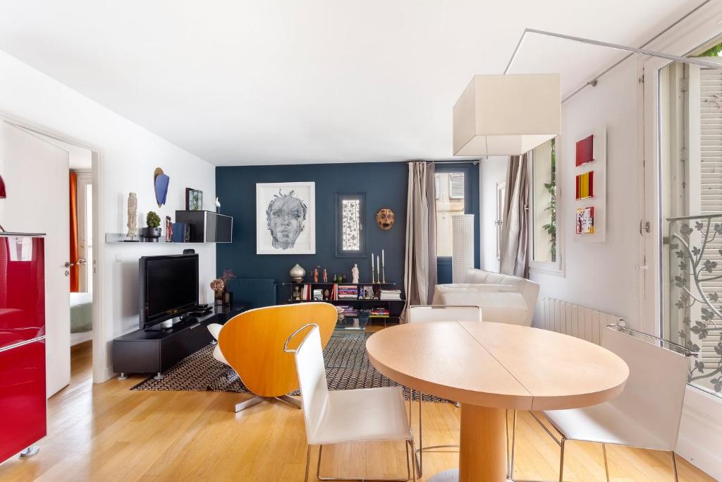 GuestReady - Spacious apartment in the heart of the Marais - 2
