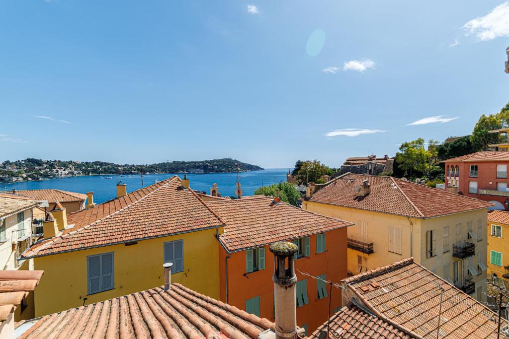 Top floor and sea view in the Old Town - 1