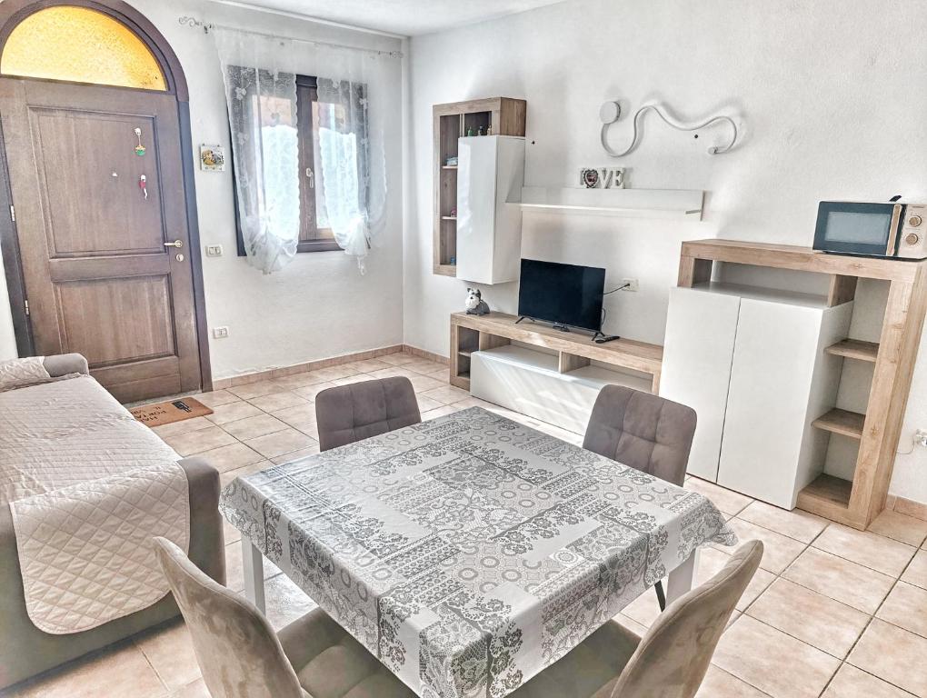 Casa Vacanze La Maddalena - 1