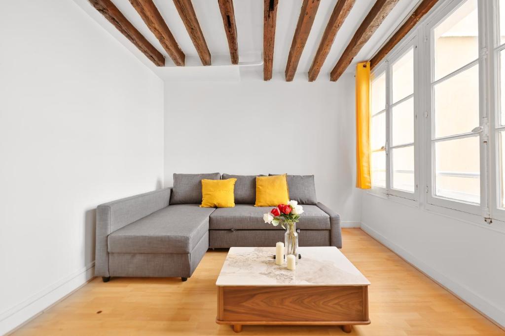 Cozy Studio in the Heart of Montorgueil, Paris - 4